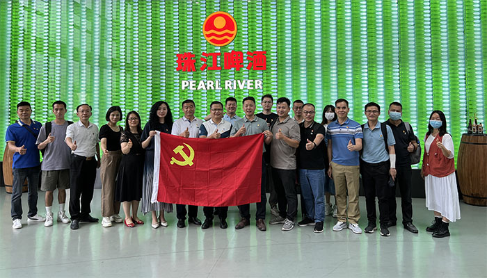 对标先进，加强党建引领  华银小贷党支部副书记许玉燕赴南沙优秀企业参观学校