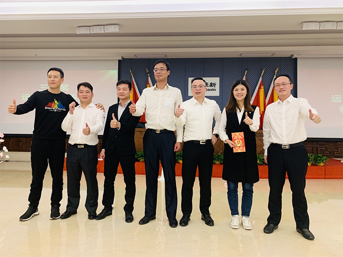 回首奋进路 开拓新局面